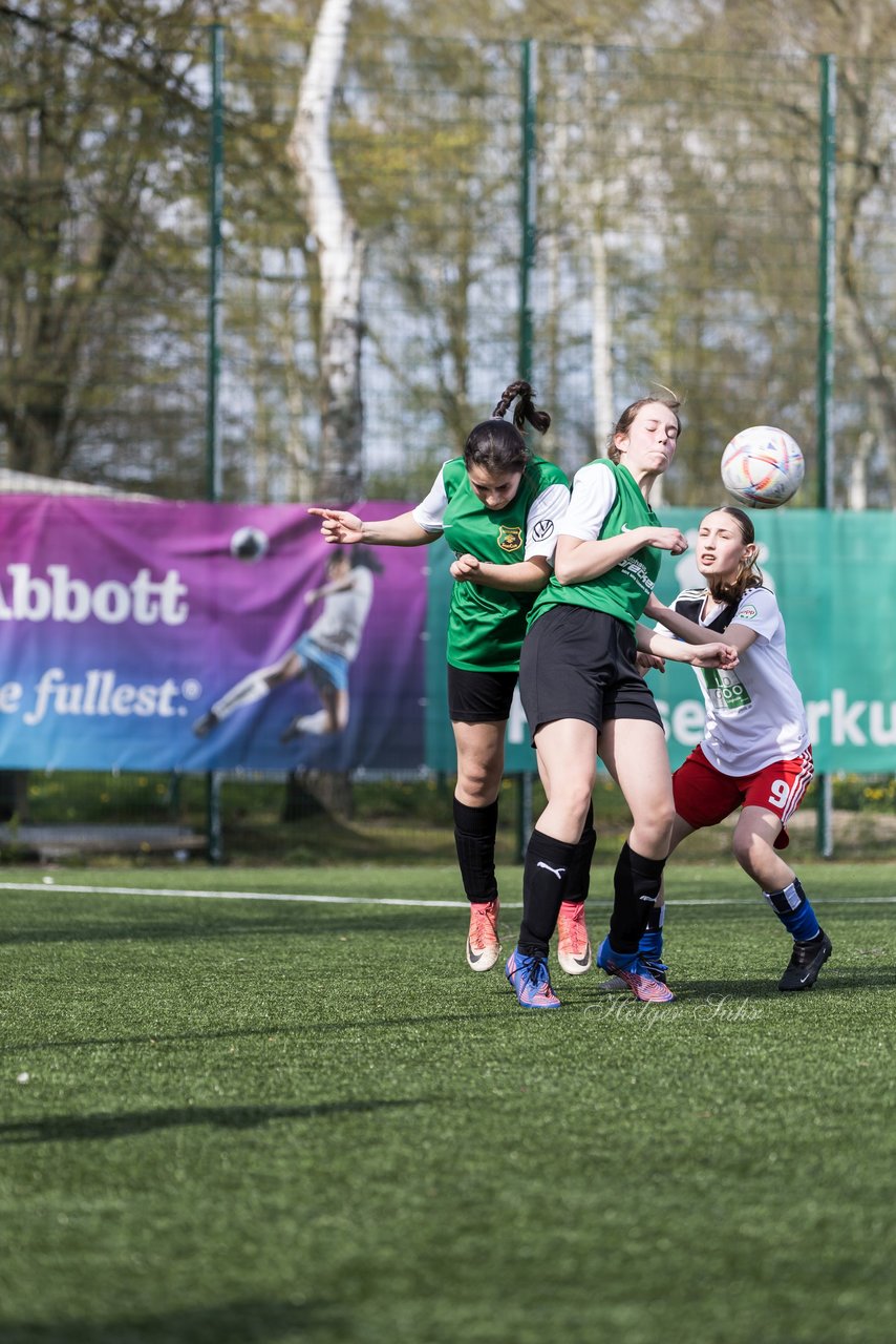 Bild 201 - wCJ Hamburger SV - Heeslinger SC : Ergebnis: 7:0